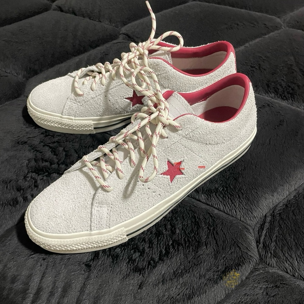 Converse White and Red Sneakers Classic Low-Top Design Size 10 Womens
